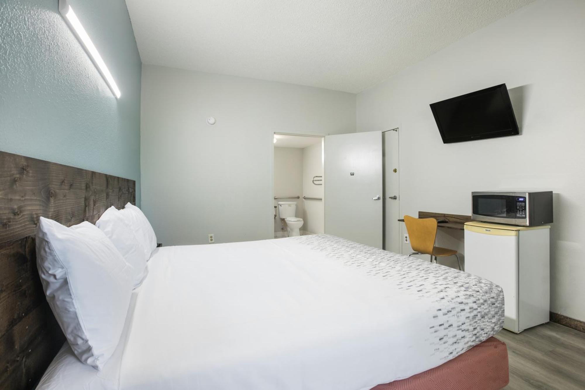 Americas Best Value Inn Stockbridge Kamer foto