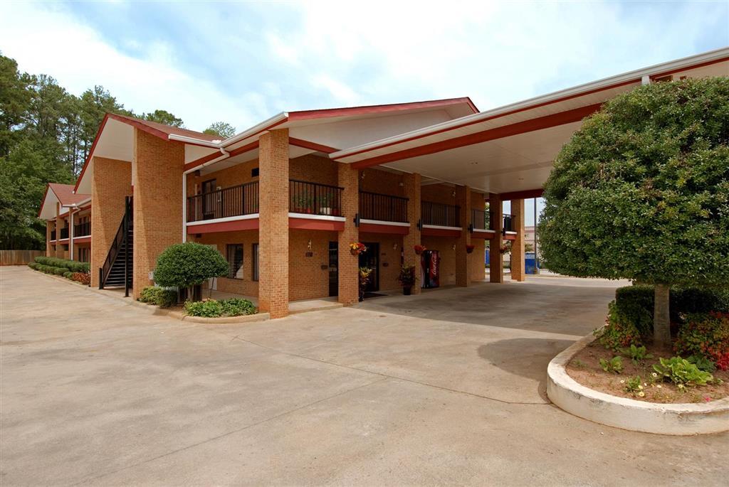 Americas Best Value Inn Stockbridge Buitenkant foto